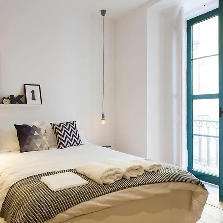 Urban Chic Chiado Center דירה ליסבון