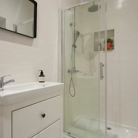 Urban Design Estudio Com Ac Baixa Chiado アパート *